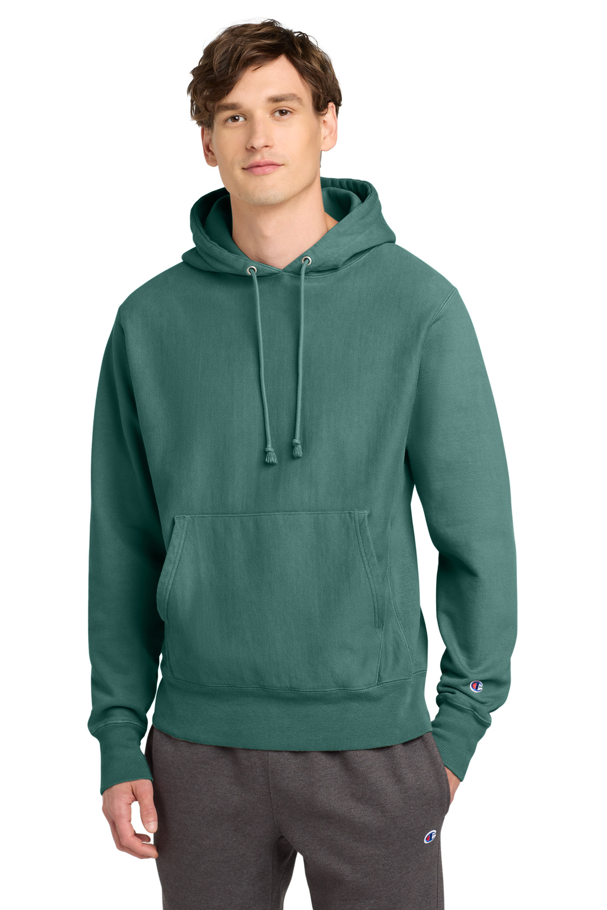 Champion  &#174;  Reverse Weave  &#174;  Garment-Dyed Hooded Sweatshirt. GDS101